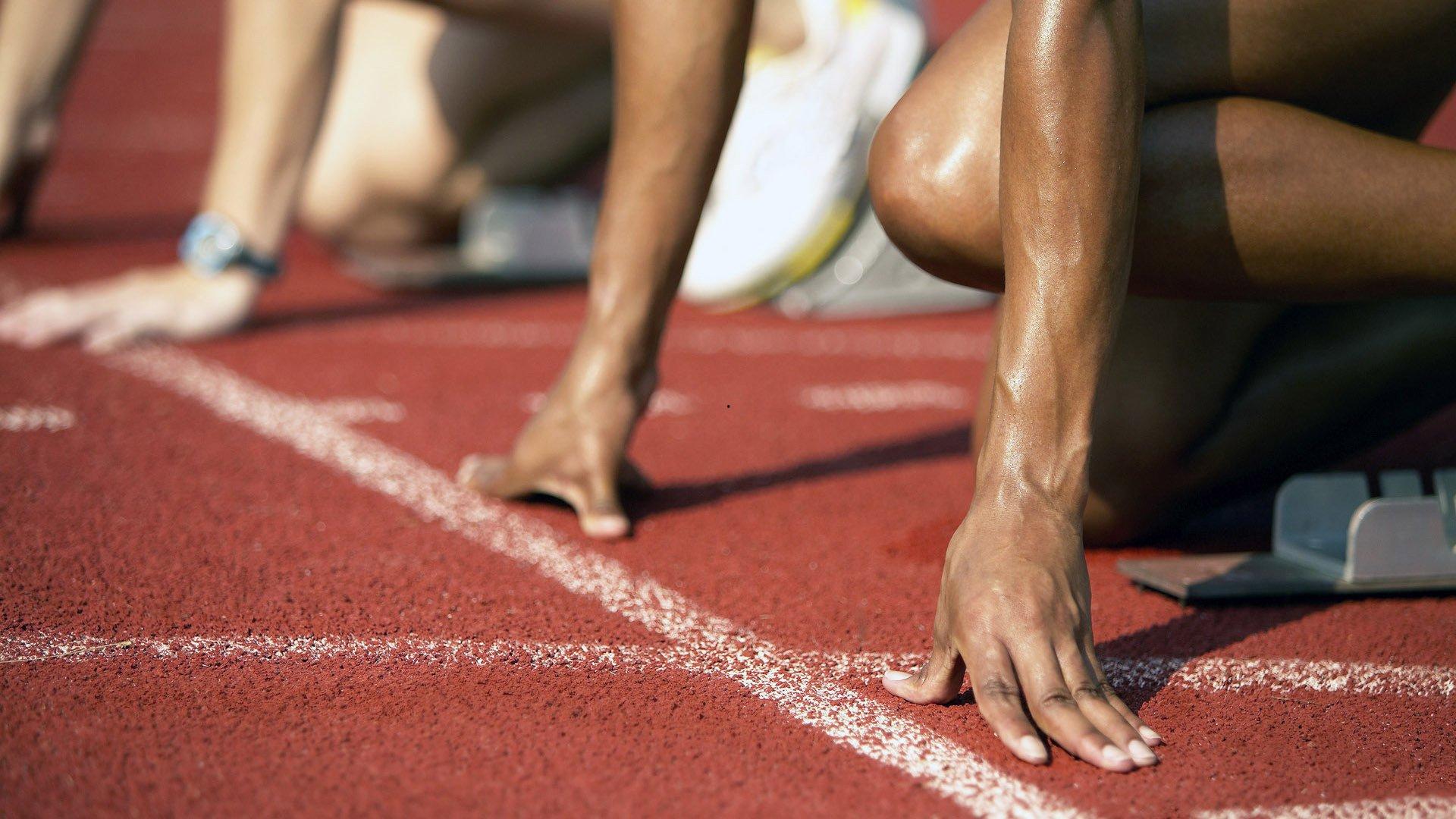 特谢拉次回合停赛埋隐患，奥拉罗尤保守策略恐致全局被动